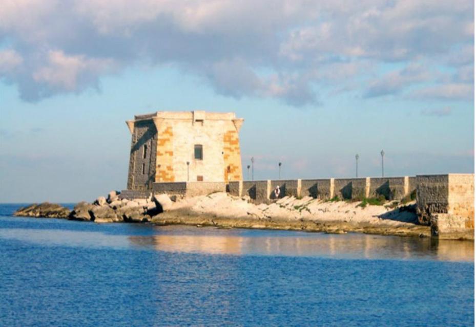 Amira Apartments Trapani Bagian luar foto