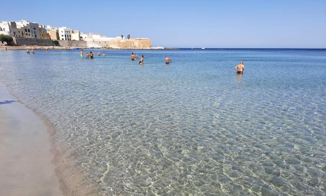 Amira Apartments Trapani Bagian luar foto